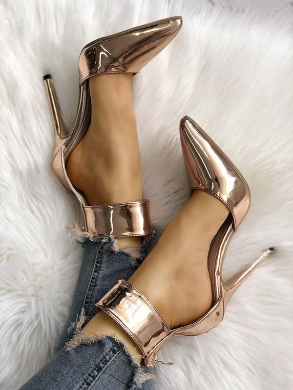 Tendances des chaussures pour femmes 2025-2026 - les meilleures nouvelles dans différents styles