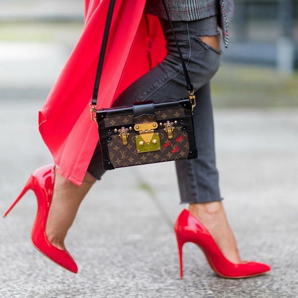 Tendances des chaussures pour femmes 2025-2026 - les meilleures nouvelles dans différents styles