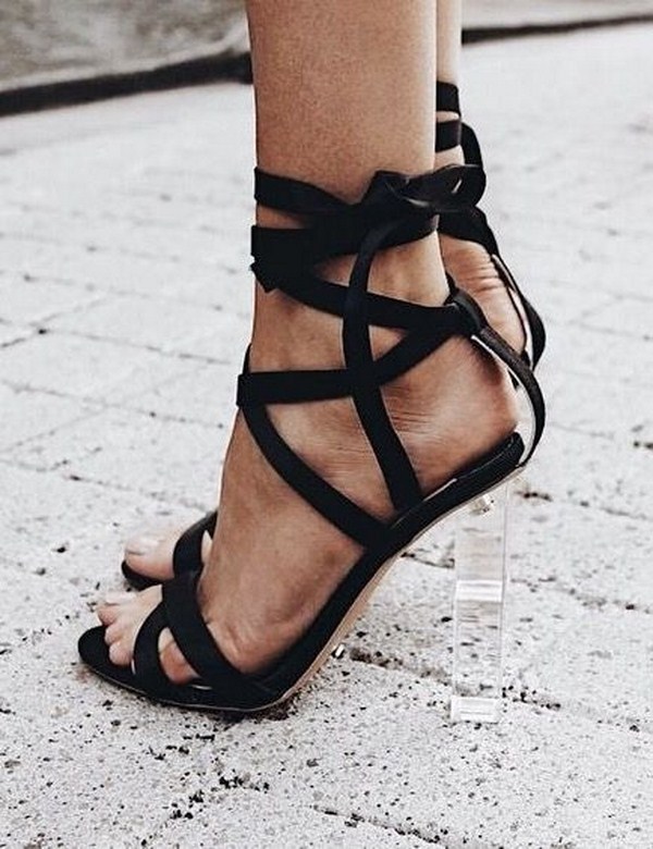 Tendances des chaussures pour femmes 2025-2026 - les meilleures nouvelles dans différents styles