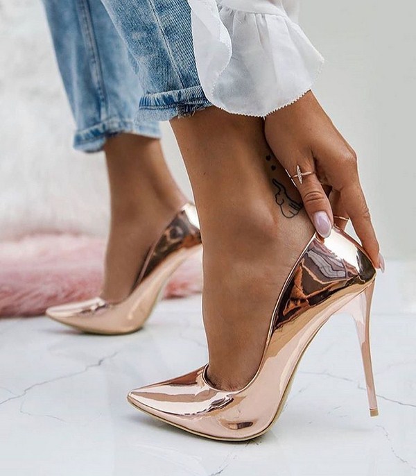 Tendances des chaussures pour femmes 2025-2026 - les meilleures nouvelles dans différents styles