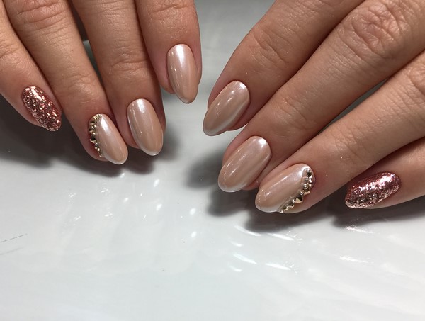 Idées tendances pour la conception d'une manucure avec un frottement 2025-2026 - nouveaux articles et tendances