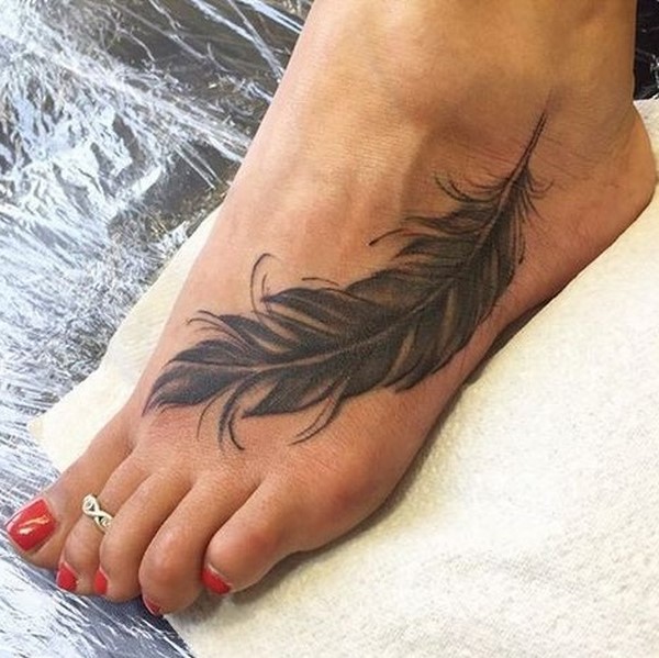 Idées de tatouage créatives 2025-2026 pour les filles - tendances de la mode sur la photo