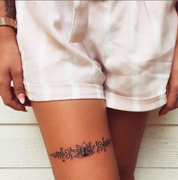 Idées de tatouage créatives 2025-2026 pour les filles - tendances de la mode sur la photo