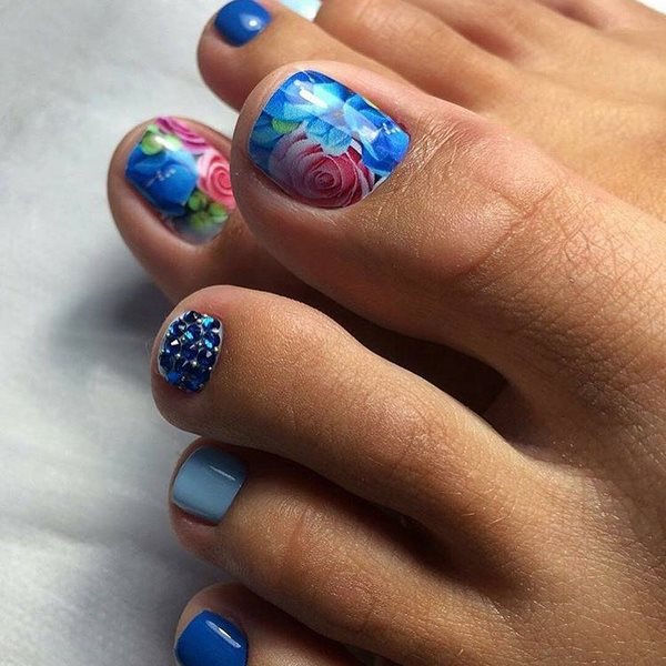 Conception de pédicure d'été 2026: les dernières tendances de la photo