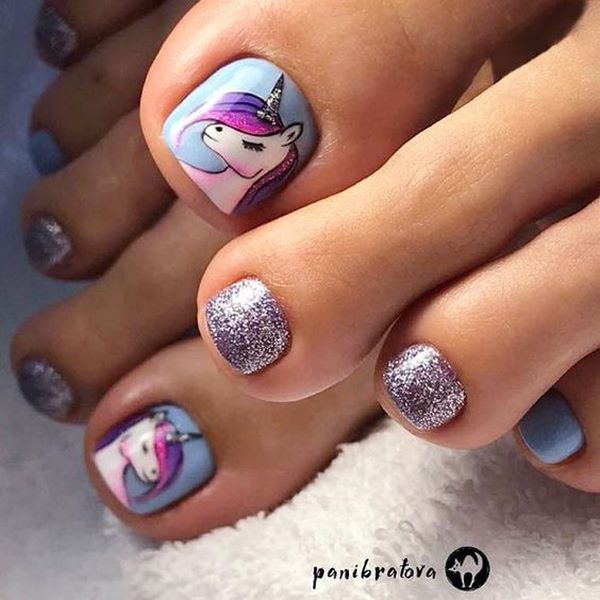 Conception de pédicure d'été 2026: les dernières tendances de la photo