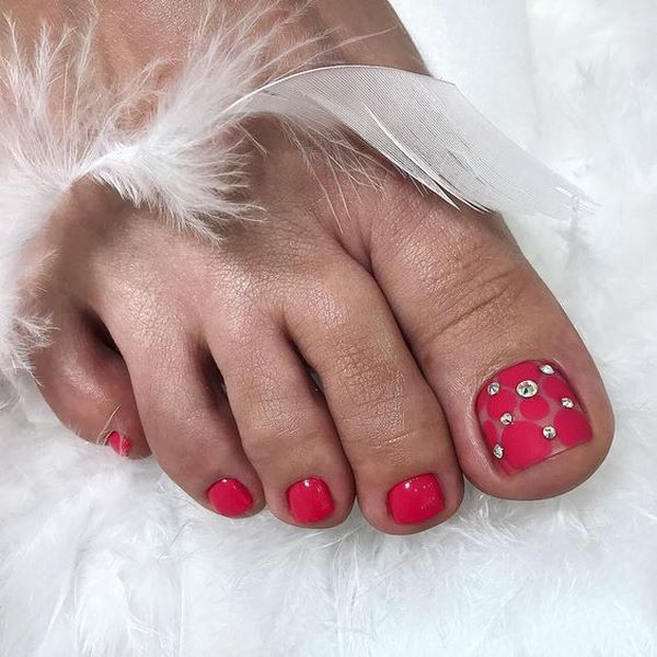 Conception de pédicure d'été 2026: les dernières tendances de la photo