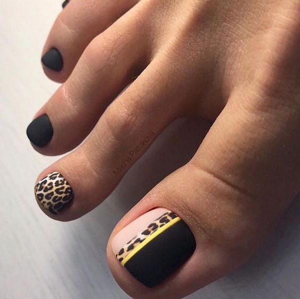 Conception de pédicure d'été 2026: les dernières tendances de la photo