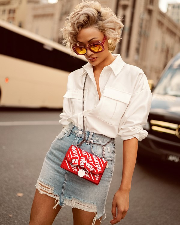 Jupes en denim attrayantes 2025-2026 - idées de photos d'arcs pour tous les goûts