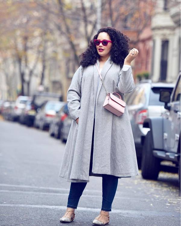 Des images charmantes pour les filles pleines pour l'automne-hiver 2025-2026: conseils photo