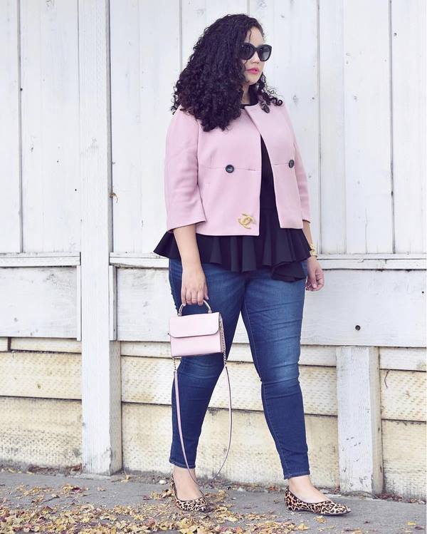 Des images charmantes pour les filles pleines pour l'automne-hiver 2025-2026: conseils photo