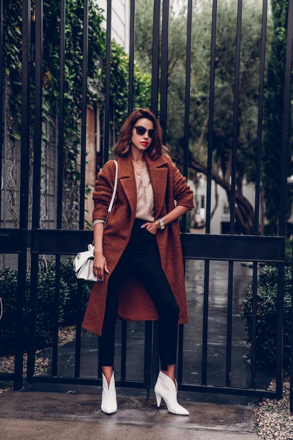 Options à la mode pour les vêtements d'extérieur automne-hiver 2025-2026: nouvelles photo