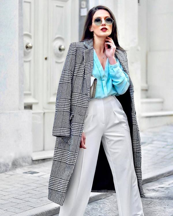 Options à la mode pour les vêtements d'extérieur automne-hiver 2025-2026: nouvelles photo