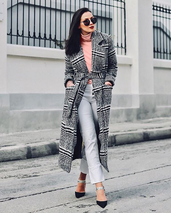 Options à la mode pour les vêtements d'extérieur automne-hiver 2025-2026: nouvelles photo