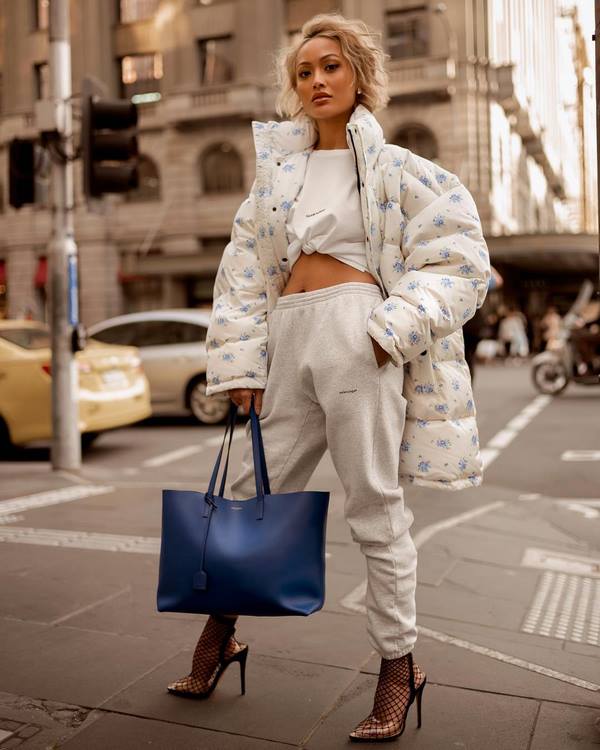 Options à la mode pour les vêtements d'extérieur automne-hiver 2025-2026: nouvelles photo