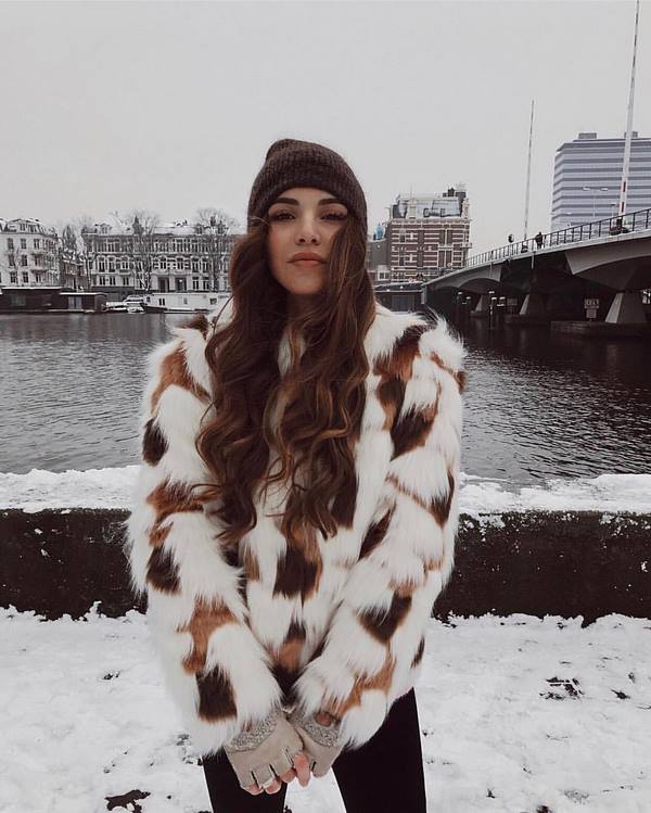 Options à la mode pour les vêtements d'extérieur automne-hiver 2025-2026: nouvelles photo