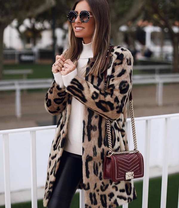 Options à la mode pour les vêtements d'extérieur automne-hiver 2025-2026: nouvelles photo