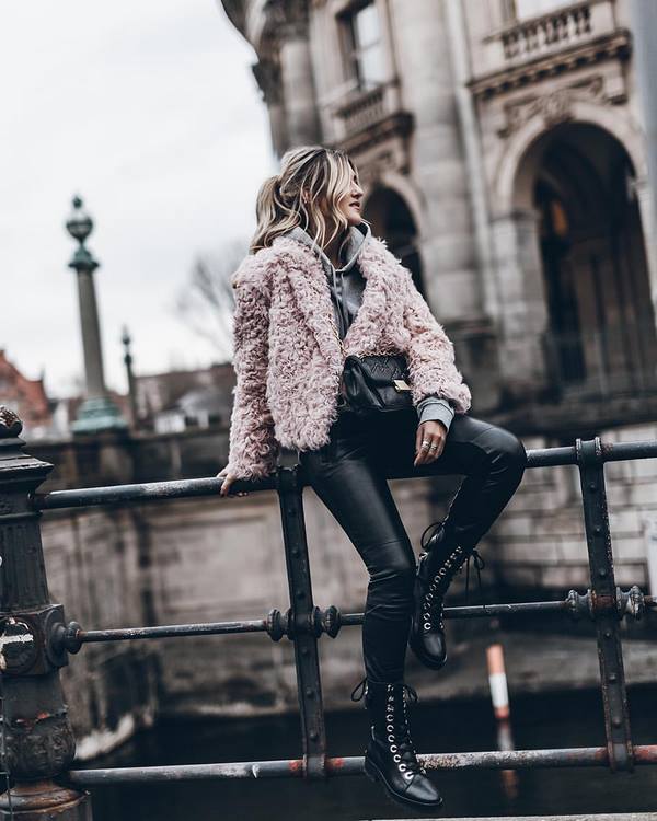 Options à la mode pour les vêtements d'extérieur automne-hiver 2025-2026: nouvelles photo