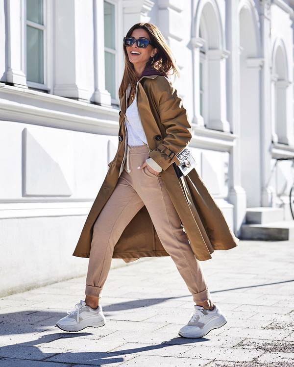 Options à la mode pour les vêtements d'extérieur automne-hiver 2025-2026: nouvelles photo