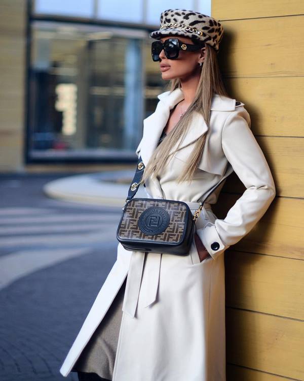 Options à la mode pour les vêtements d'extérieur automne-hiver 2025-2026: nouvelles photo