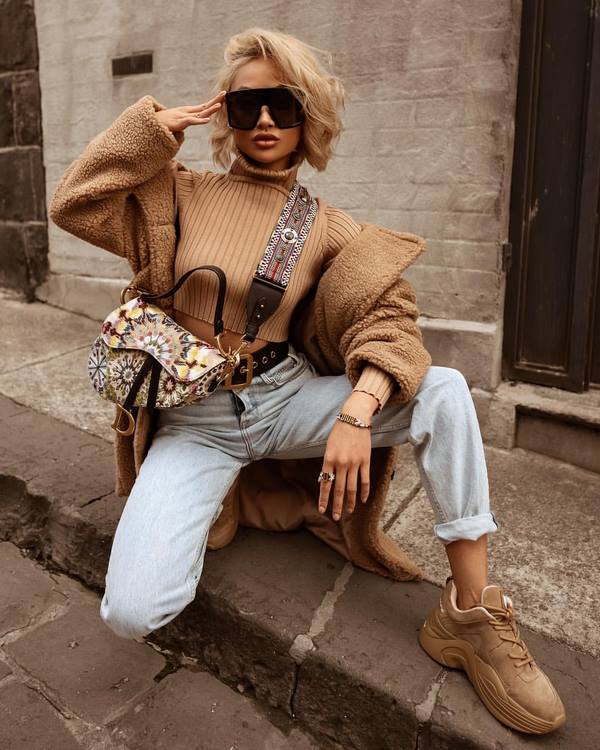 Jeans femme automne-hiver 2025-2026: quels seront les jeans les plus en vogue de la saison?