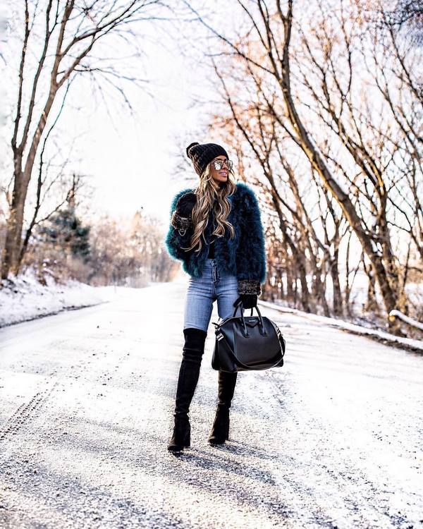 Jeans femme automne-hiver 2025-2026: quels seront les jeans les plus en vogue de la saison?