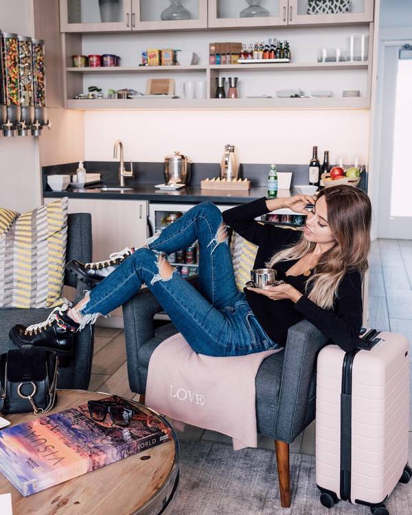 Jeans femme automne-hiver 2025-2026: quels seront les jeans les plus en vogue de la saison?