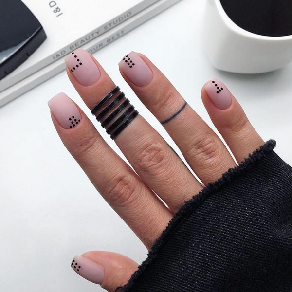 50 nuances de beige ... - les nouvelles tendances de la manucure beige 2025-2026 pour tous les goûts