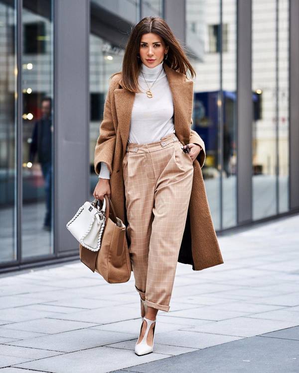 Le plus beau pantalon femme automne-hiver: de magnifiques modèles 2025-2026