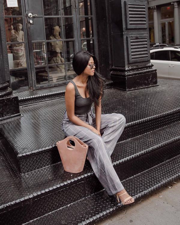 Le plus beau pantalon femme automne-hiver: de magnifiques modèles 2025-2026