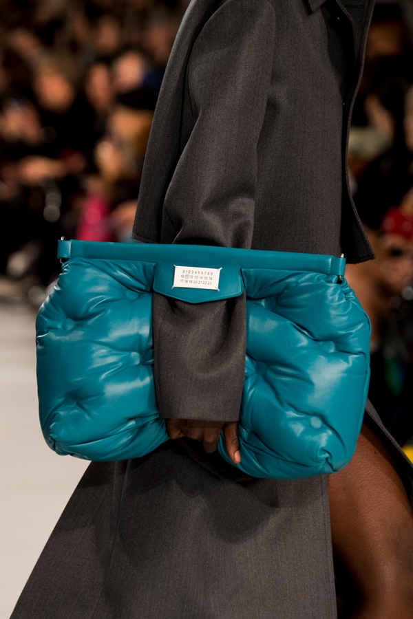 Nouveaux top 7 tendances des sacs automne-hiver 2025-2026: modèles lumineux et styles à la mode