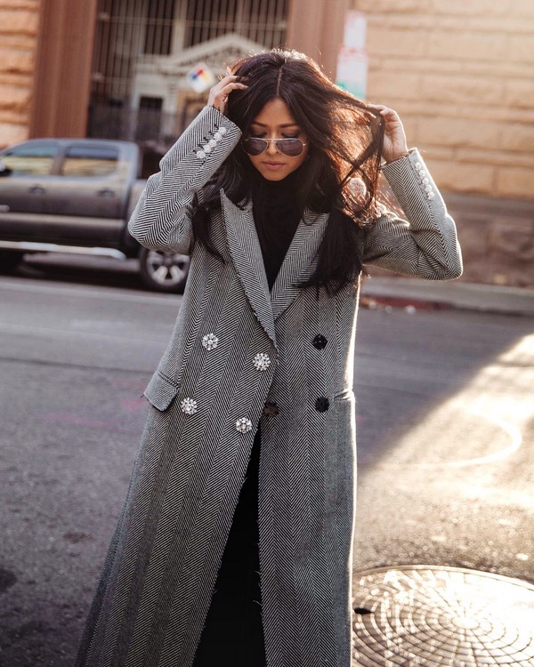 Quel manteau choisir dans la saison 2025-2026 - Top 10 des tendances des manteaux pour femmes