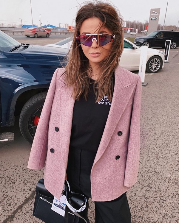 Quel manteau choisir dans la saison 2025-2026 - Top 10 des tendances des manteaux pour femmes