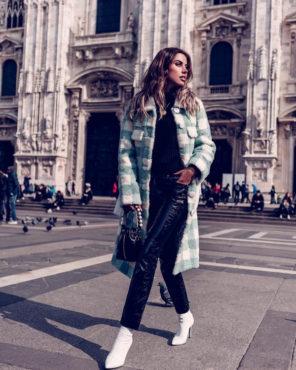 Quel manteau choisir dans la saison 2025-2026 - Top 10 des tendances des manteaux pour femmes