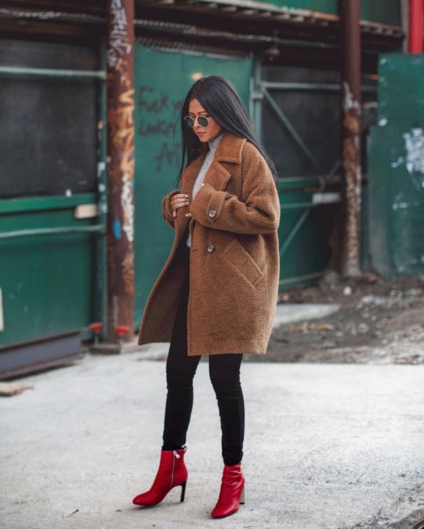 Quel manteau choisir dans la saison 2025-2026 - Top 10 des tendances des manteaux pour femmes