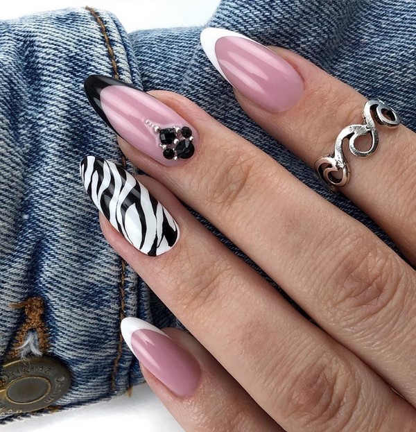 Nail design 2025-2026: nouveaux looks, techniques et nouveautés