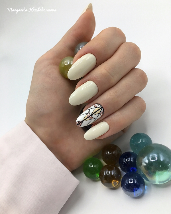 Idées à la mode de manucure neutre 2025-2026: les dernières nouvelles et les meilleures images