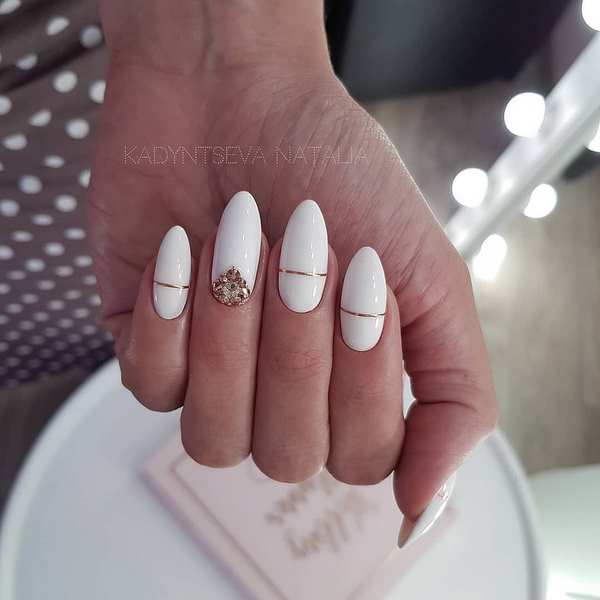 Idées à la mode de manucure neutre 2025-2026: les dernières nouvelles et les meilleures images