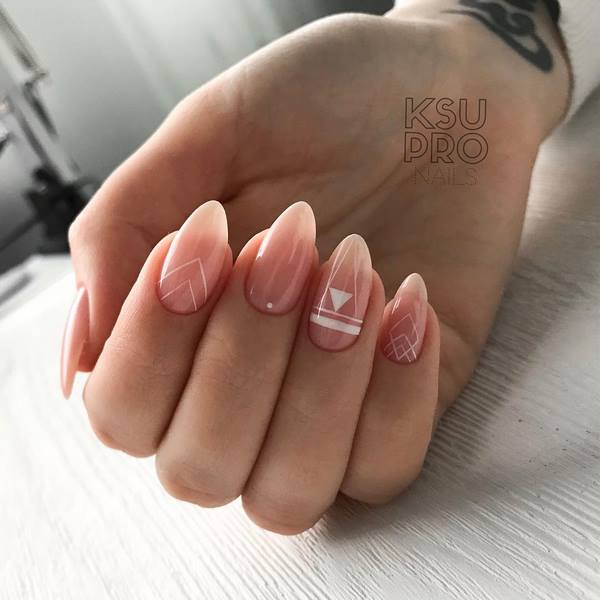 Idées à la mode de manucure neutre 2025-2026: les dernières nouvelles et les meilleures images