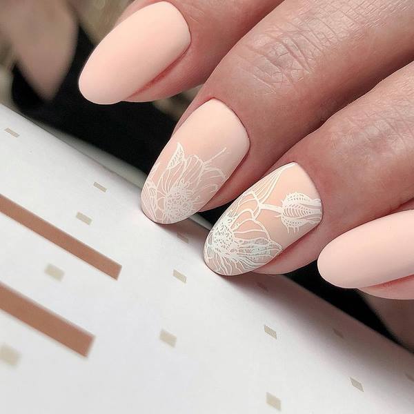 Idées à la mode de manucure neutre 2025-2026: les dernières nouvelles et les meilleures images