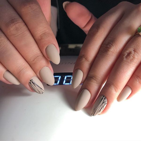 Idées à la mode de manucure neutre 2025-2026: les dernières nouvelles et les meilleures images