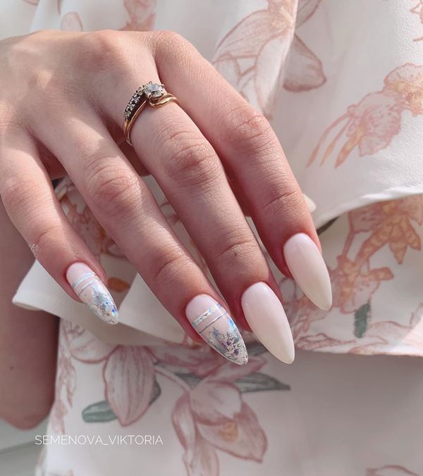 Idées à la mode de manucure neutre 2025-2026: les dernières nouvelles et les meilleures images