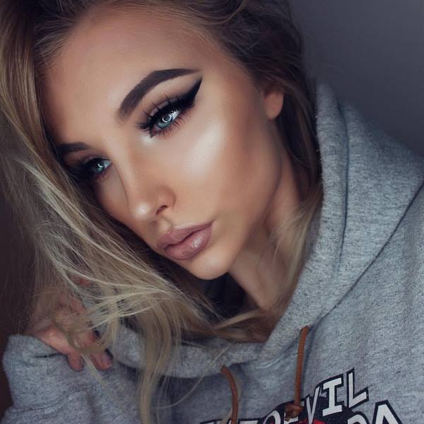 TOP 10 des tendances maquillage pour la nouvelle année 2026: idées photo et nouveautés