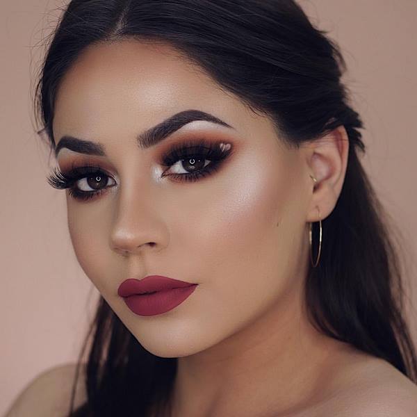 TOP 10 des tendances maquillage pour la nouvelle année 2026: idées photo et nouveautés