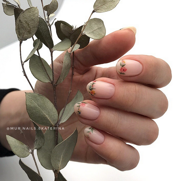 Nouveaux articles dans la conception des ongles français 2025-2026 - idées de veste française inspirantes sur la photo