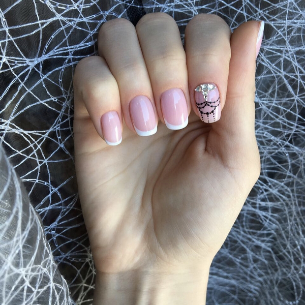 Nouveaux articles dans la conception des ongles français 2025-2026 - idées de veste française inspirantes sur la photo