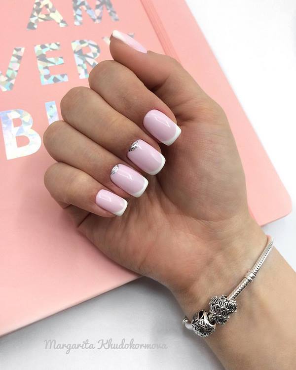 Nouveaux articles dans la conception des ongles français 2025-2026 - idées de veste française inspirantes sur la photo