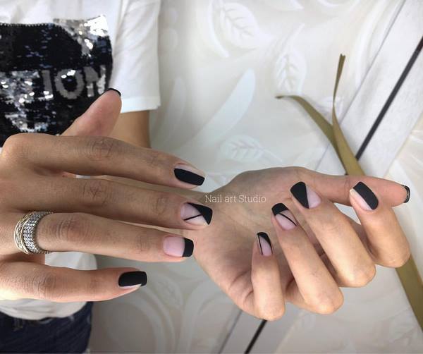 Nouveaux articles dans la conception des ongles français 2025-2026 - idées de veste française inspirantes sur la photo