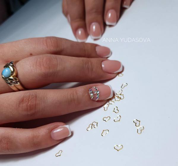 Nouveaux articles dans la conception des ongles français 2025-2026 - idées de veste française inspirantes sur la photo