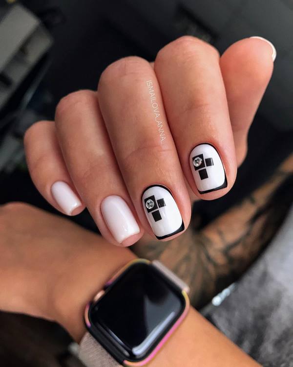 Nouveaux articles dans la conception des ongles français 2025-2026 - idées de veste française inspirantes sur la photo