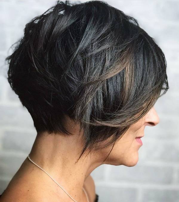 Coupes de cheveux élégantes 2025-2026 pour les femmes de 40, 50 et 60 ans: un look frais avec des coupes anti-âge